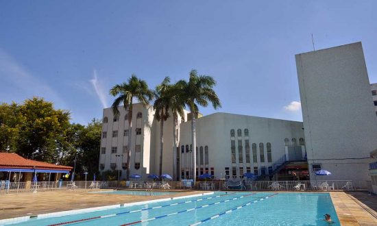 Sesc São João de Meriti Piscina
