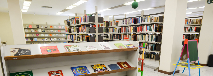 Unidade Sesc Niterói - Biblioteca
