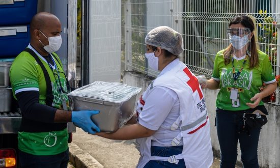 cruz-vermelha-mesa-brasil-sescrj-parceria