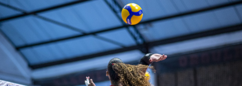 Sesc RJ Flamengo encara o Fluminense para fechar primeiro turno da Superliga feminina de vôlei no G4