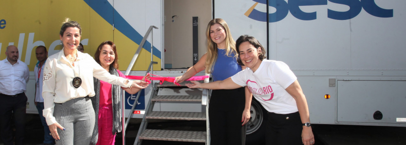 Unidade Móvel Sesc Saúde Mulher