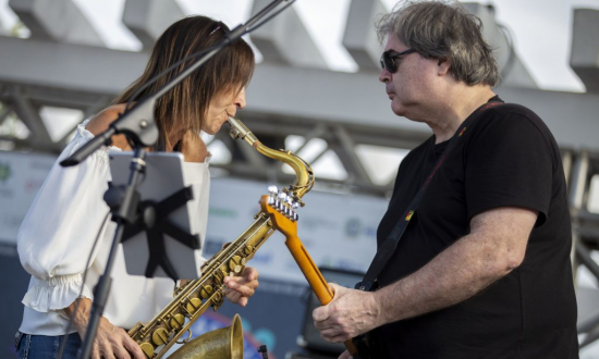 As 10 melhores músicas de jazz para dançar - Branco & Rosa